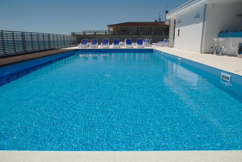 Medi Garden Hotel&Residence Alba Adriatica Eksteriør bilde