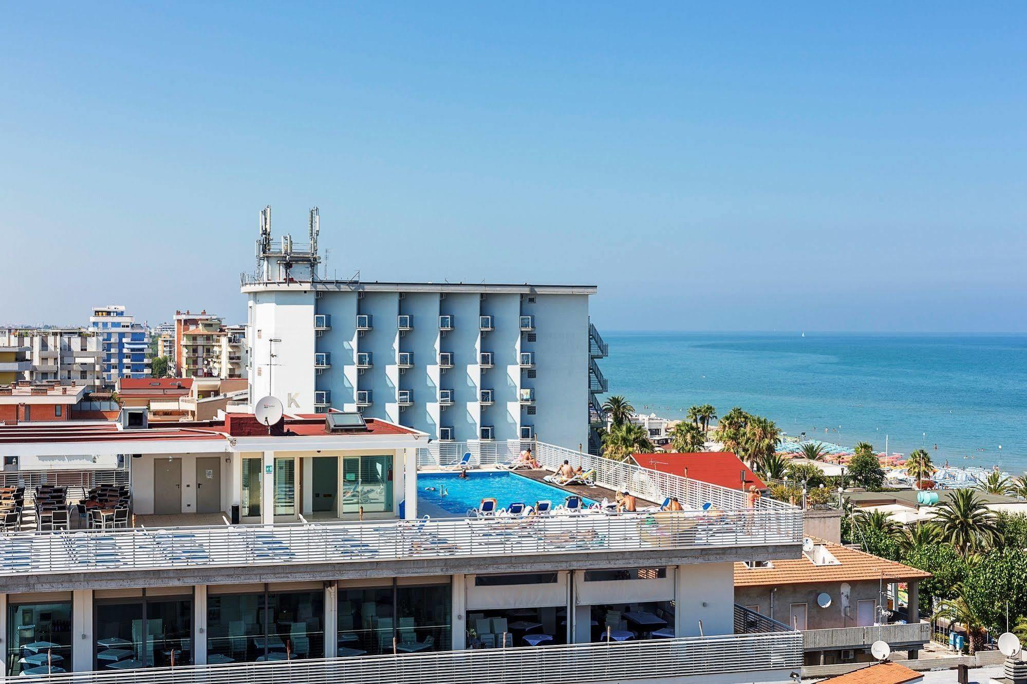 Medi Garden Hotel&Residence Alba Adriatica Eksteriør bilde