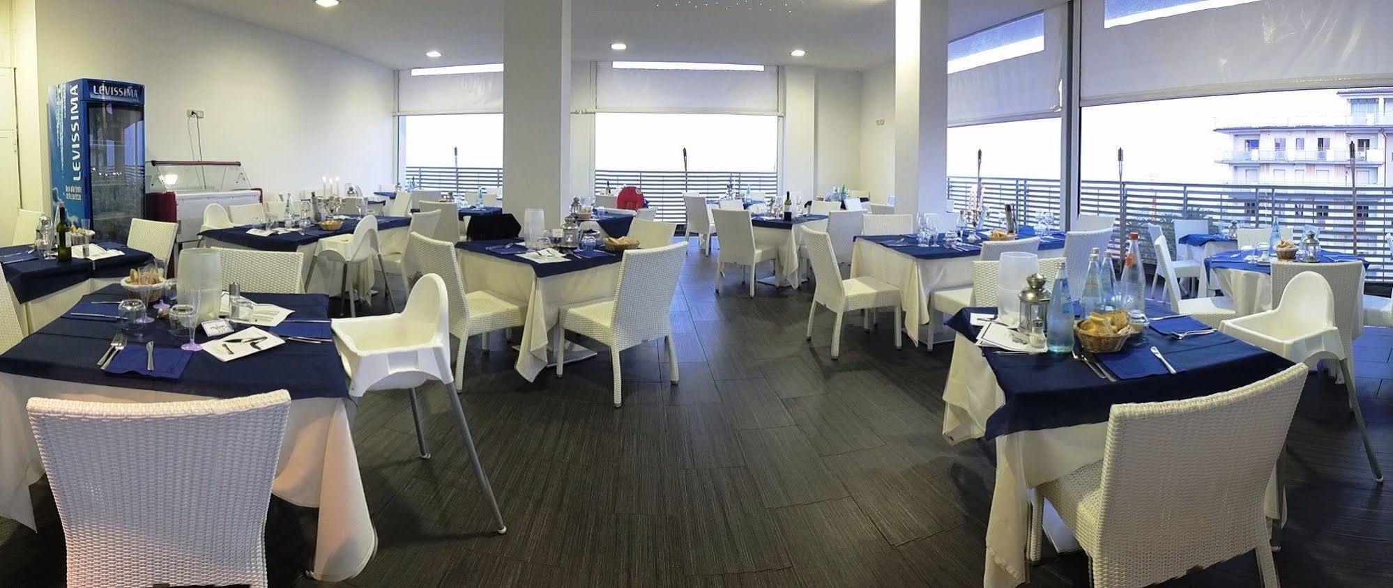 Medi Garden Hotel&Residence Alba Adriatica Eksteriør bilde